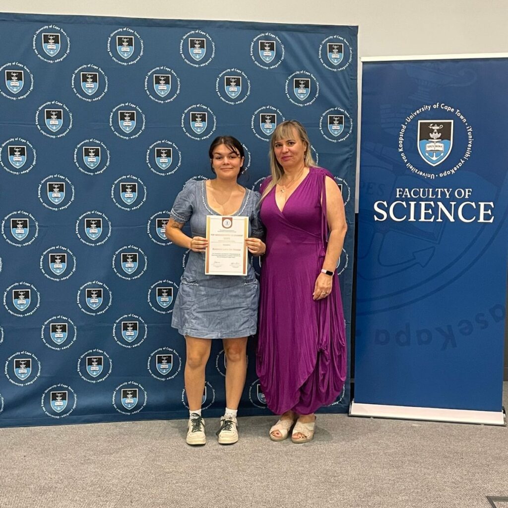 SASBMB graduation prize recipient for University of Cape Town , Andreia Lara De Sousa.